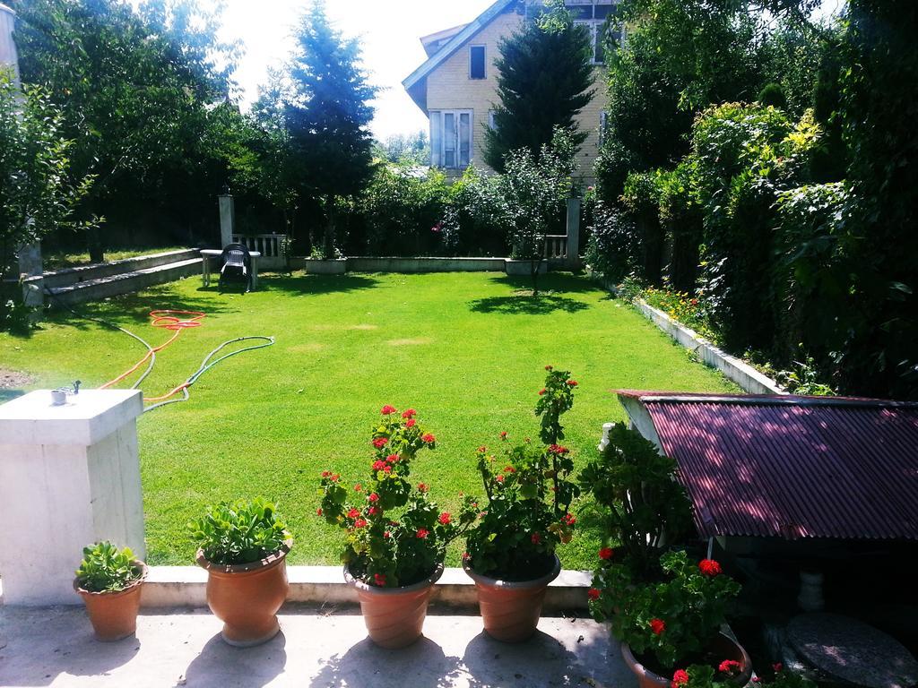 Jeelani Guest House Srinagar  Exterior photo